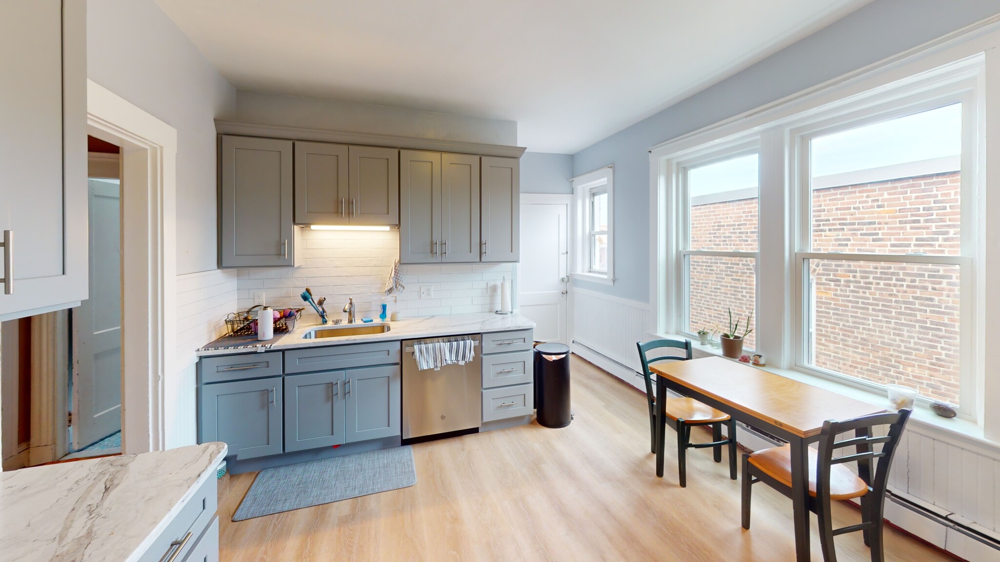 3 bed, 1 bath apartment for rent at 85 Browne St Unit 3, Coolidge Corner — photo 24 of 36