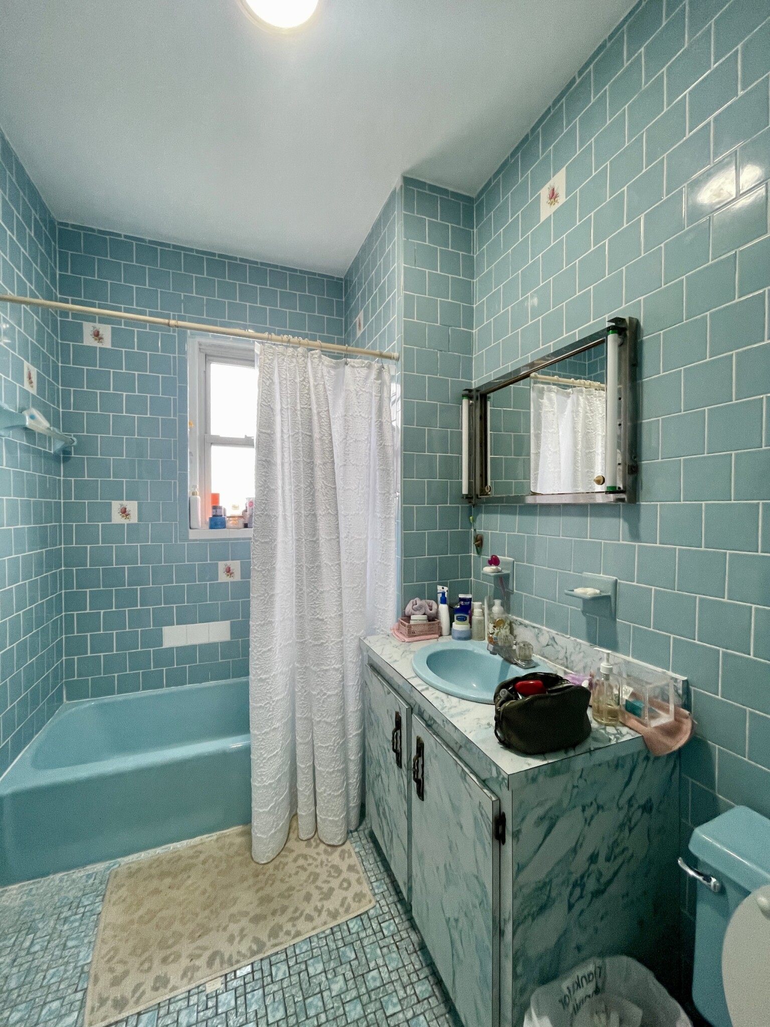 3 bed, 1 bath apartment for rent at 85 Browne St Unit 3, Coolidge Corner — photo 18 of 36