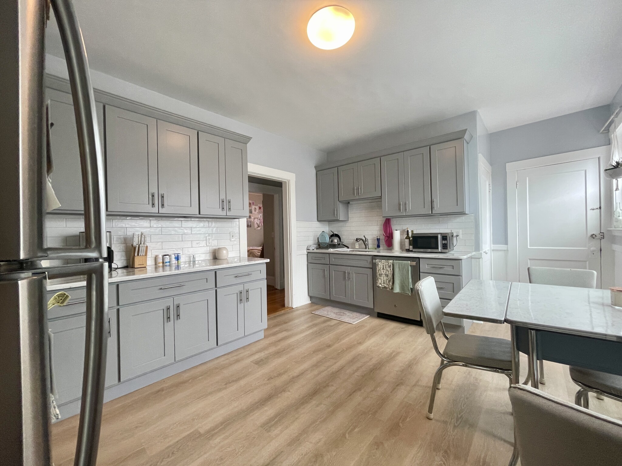 3 bed, 1 bath apartment for rent at 85 Browne St Unit 3, Coolidge Corner — photo 15 of 36