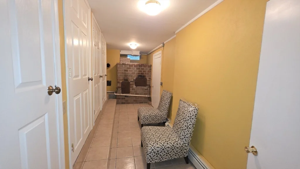 1 bed, 1 bath apartment for rent at 85 Burlingame Unit 1, Charlton — photo 15 of 31