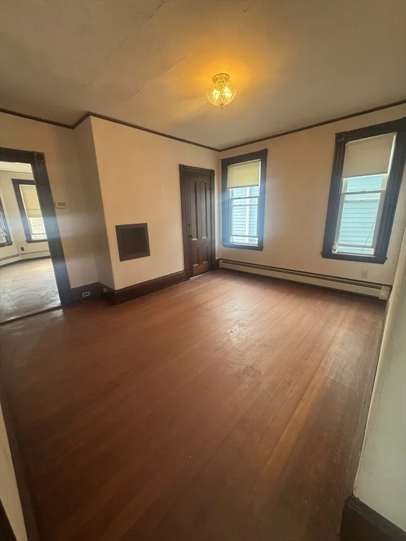 2 bed, 1 bath apartment for rent at 85 Chestnut St Unit 2, Brookline — photo 9 of 11