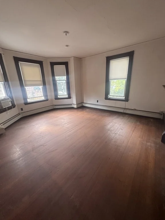2 bed, 1 bath apartment for rent at 85 Chestnut St Unit 2, Brookline