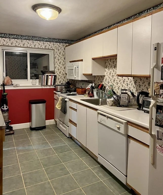1 bed, 1 bath apartment for rent at 85 Chestnut St Unit 5, Brookline Village — photo 3 of 6