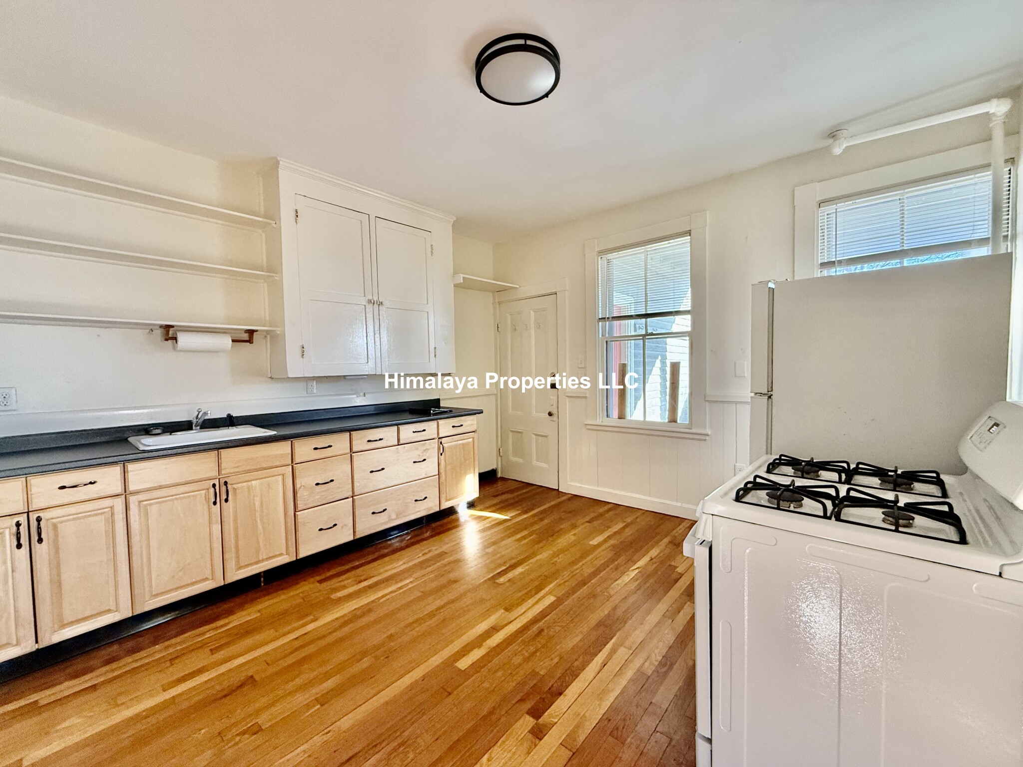 1 bed, 1 bath apartment for rent at 85 College Ave Unit 2T, Davis Square