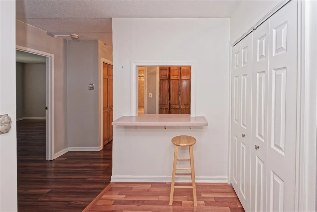 1 bed, 1 bath apartment for rent at 85 Commons Dr Unit 408, Shrewsbury — photo 12 of 29