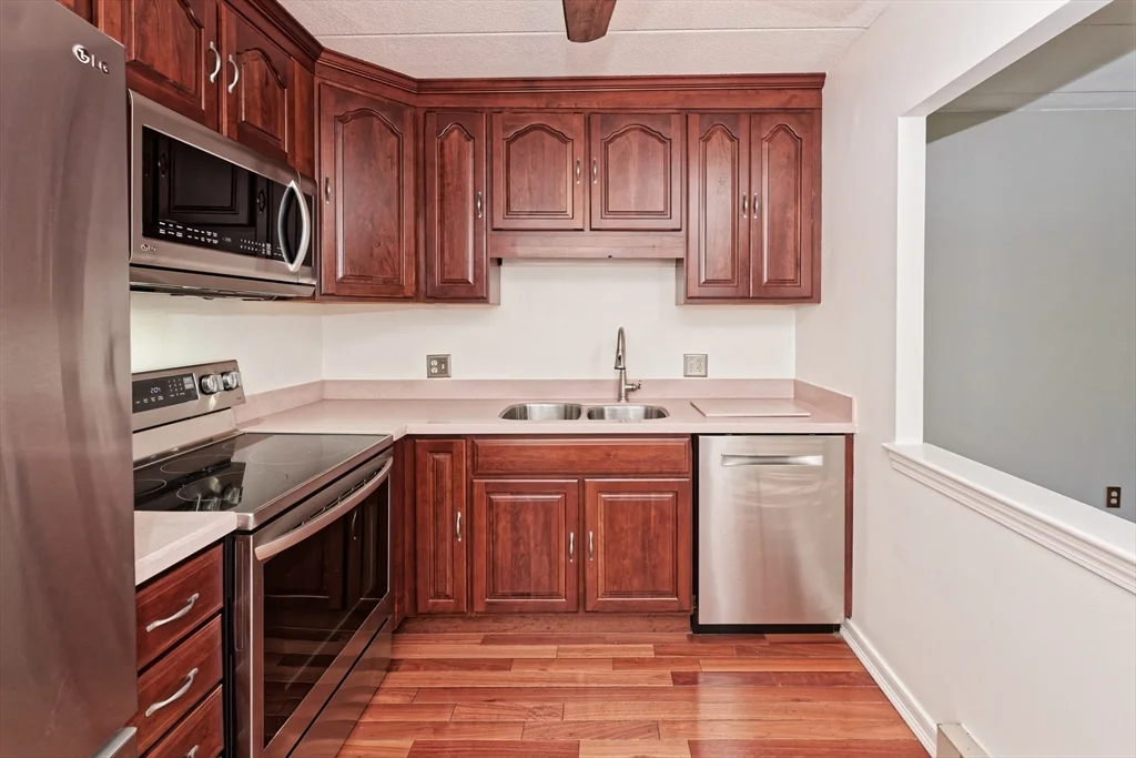 1 bed, 1 bath apartment for rent at 85 Commons Dr Unit 408, Shrewsbury — photo 11 of 29