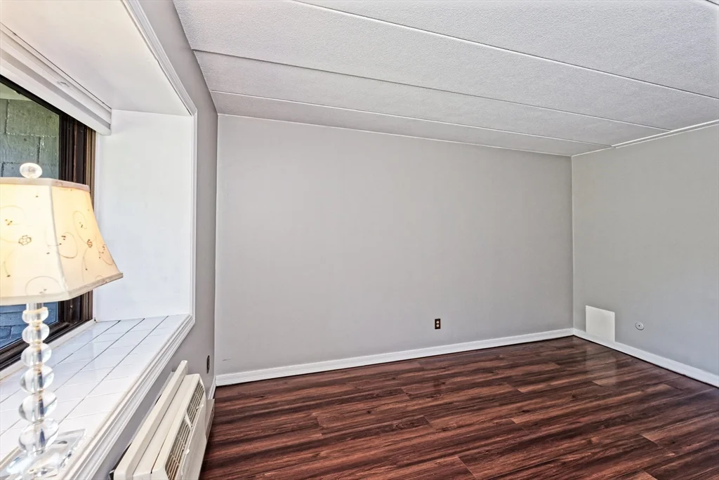 1 bed, 1 bath apartment for rent at 85 Commons Dr Unit 408, Shrewsbury — photo 15 of 29