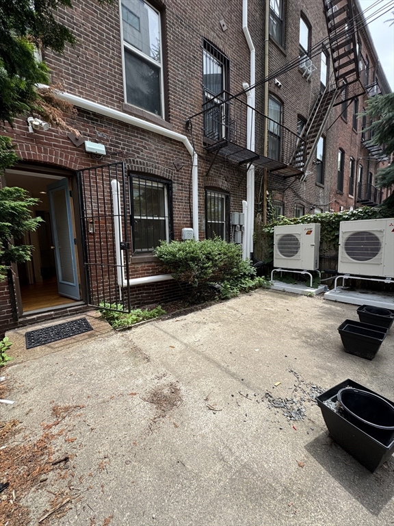 2 bed, 1 bath apartment for rent at 85 E Brookline St Unit 1, South End — photo 21 of 23