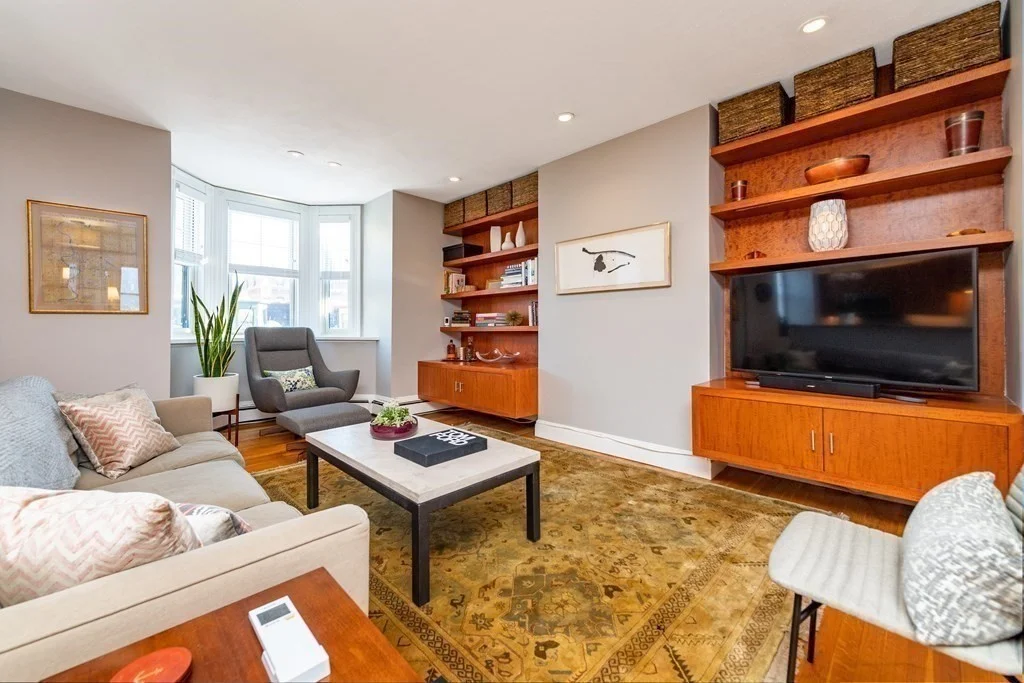 2 bed, 1 bath apartment for rent at 85 E Brookline St Unit 4, South End — photo 4 of 11
