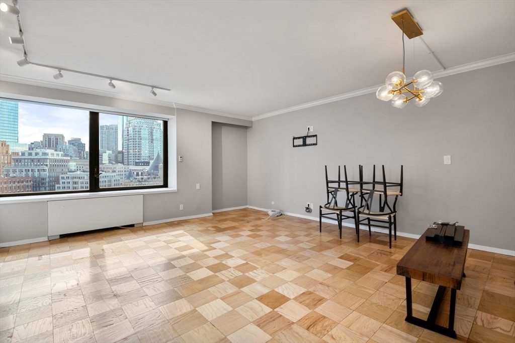 2 bed, 1 bath apartment for rent at 85 East India Row Unit 14G, Waterfront — photo 6 of 28
