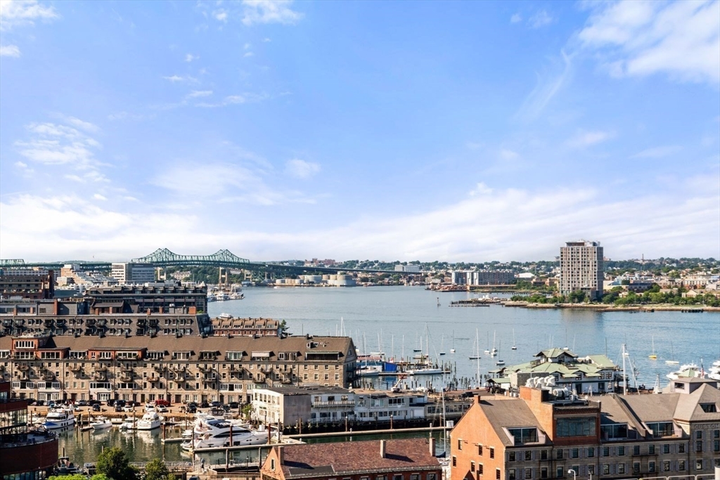 2 bed, 1 bath apartment for rent at 85 East India Row Unit 14G, Waterfront — photo 17 of 28