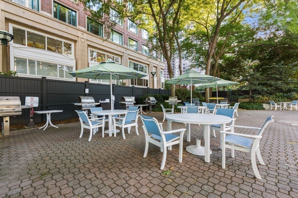 2 bed, 2 bath apartment for rent at 85 East India Row Unit 18G, Waterfront — photo 15 of 19