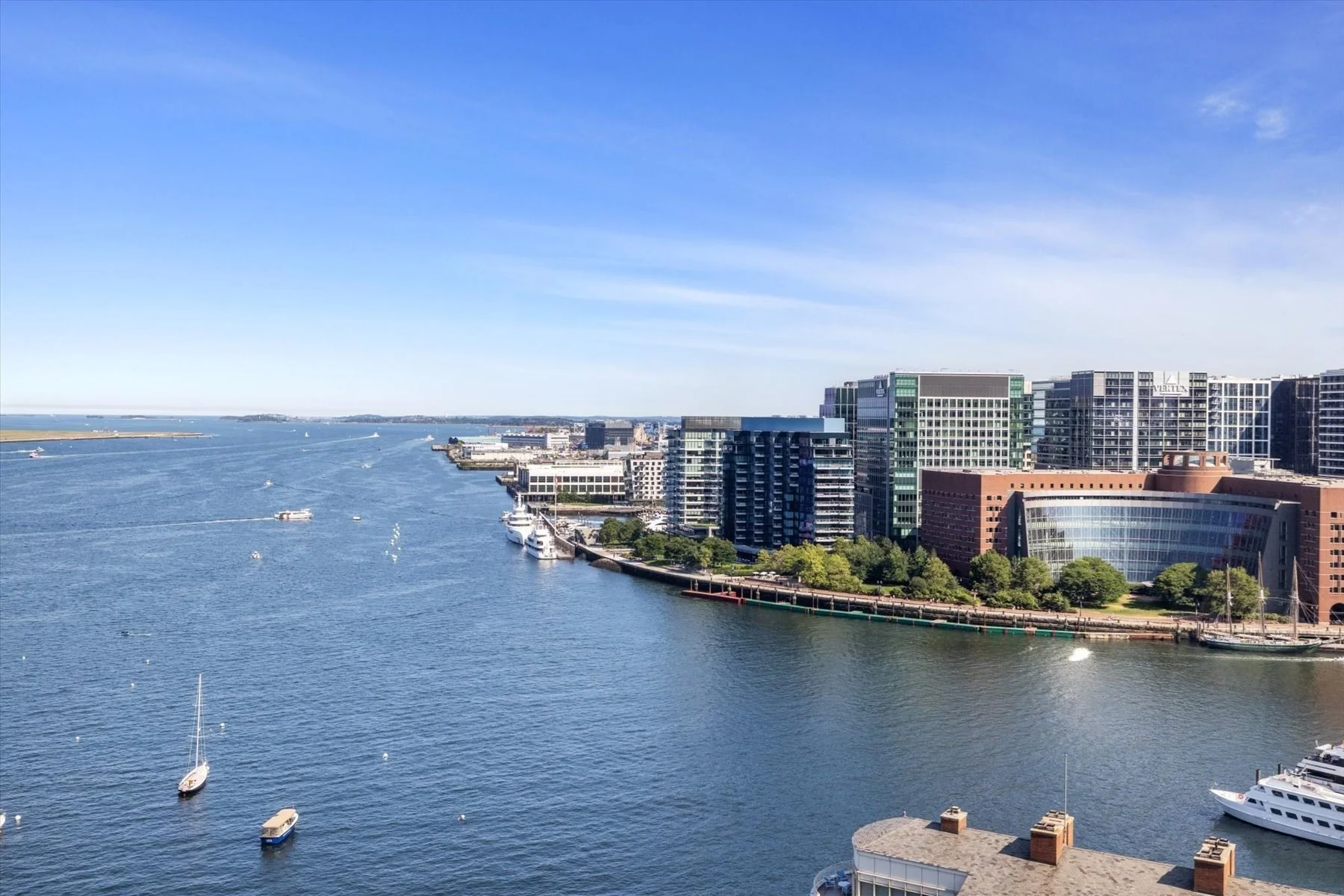 3 bed, 2 bath apartment for rent at 85 E India Row Unit 22F, Boston Downtown
