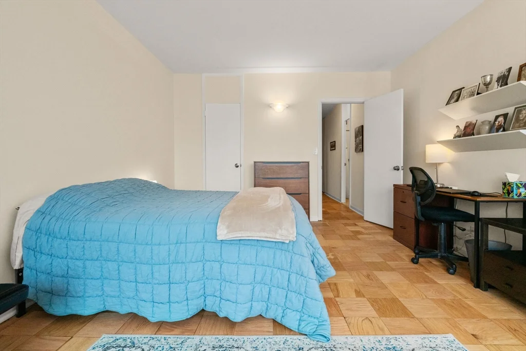 2 bed, 1 bath apartment for rent at 85 East India Row Unit 36G, Waterfront — photo 22 of 30