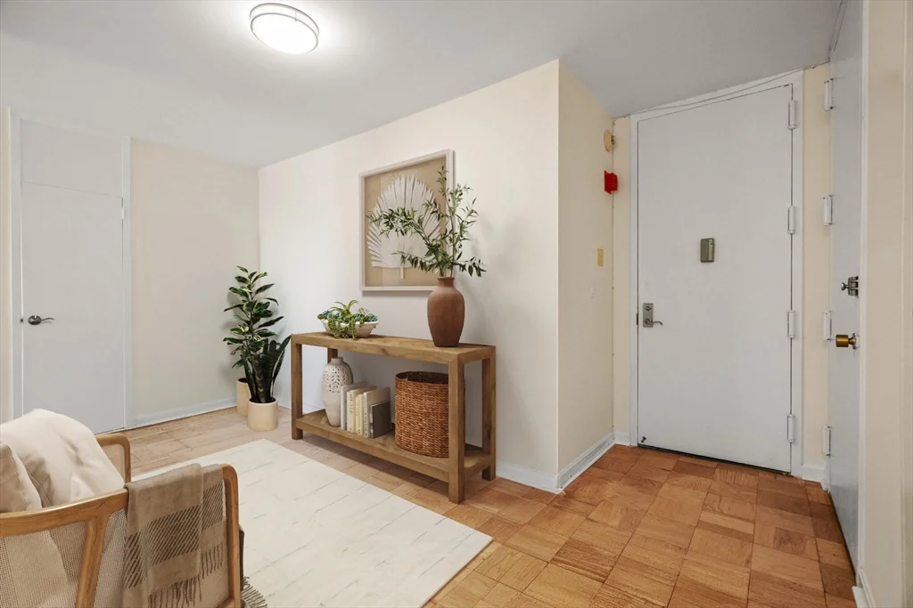 2 bed, 1 bath apartment for rent at 85 East India Row Unit 36G, Waterfront — photo 2 of 30