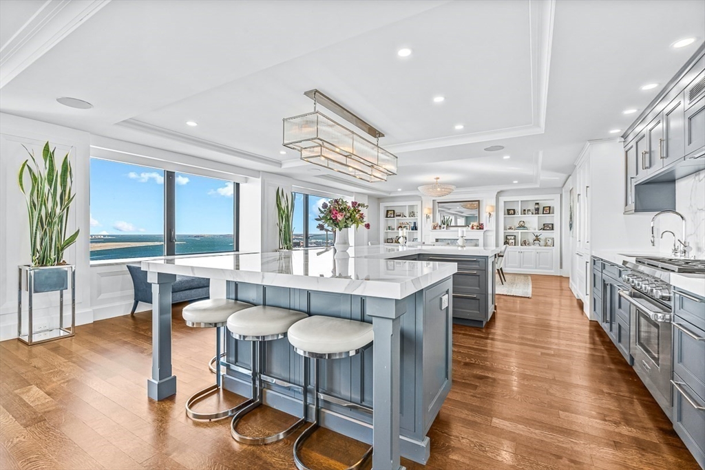 4 bed, 3 bath apartment for rent at 85 East India Row Unit 37ABC, Waterfront — photo 6 of 33