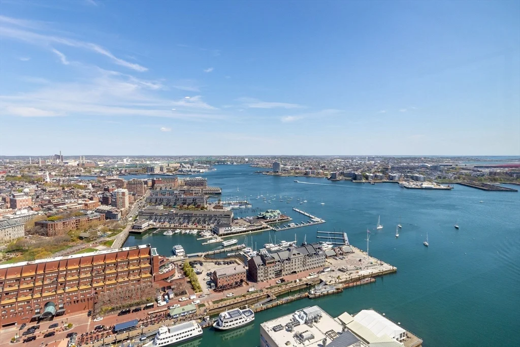 1 bed, 1 bath apartment for rent at 85 East India Row Unit 38H, Waterfront — photo 7 of 15