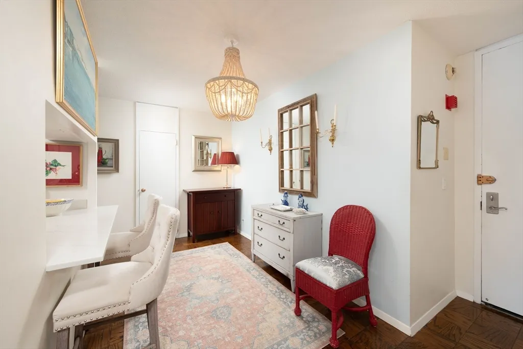 2 bed, 1 bath apartment for rent at 85 East India Row Unit 3G, Waterfront — photo 5 of 26