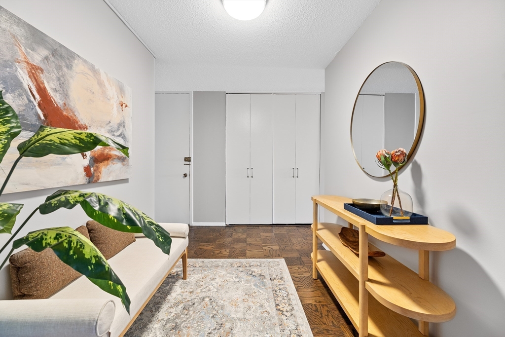 2 bed, 1 bath apartment for rent at 85 East India Row Unit 4G, Waterfront — photo 9 of 28