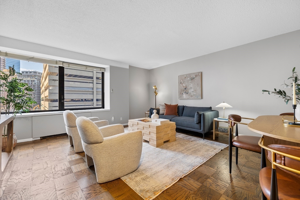 2 bed, 1 bath apartment for rent at 85 East India Row Unit 4G, Waterfront — photo 6 of 28