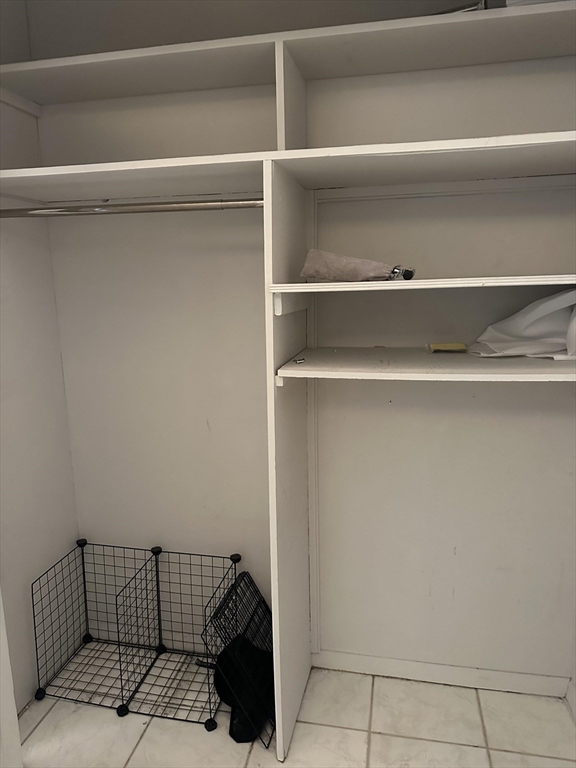 2 bed, 1 bath apartment for rent at 85 East India Row Unit 8G, Waterfront — photo 19 of 25