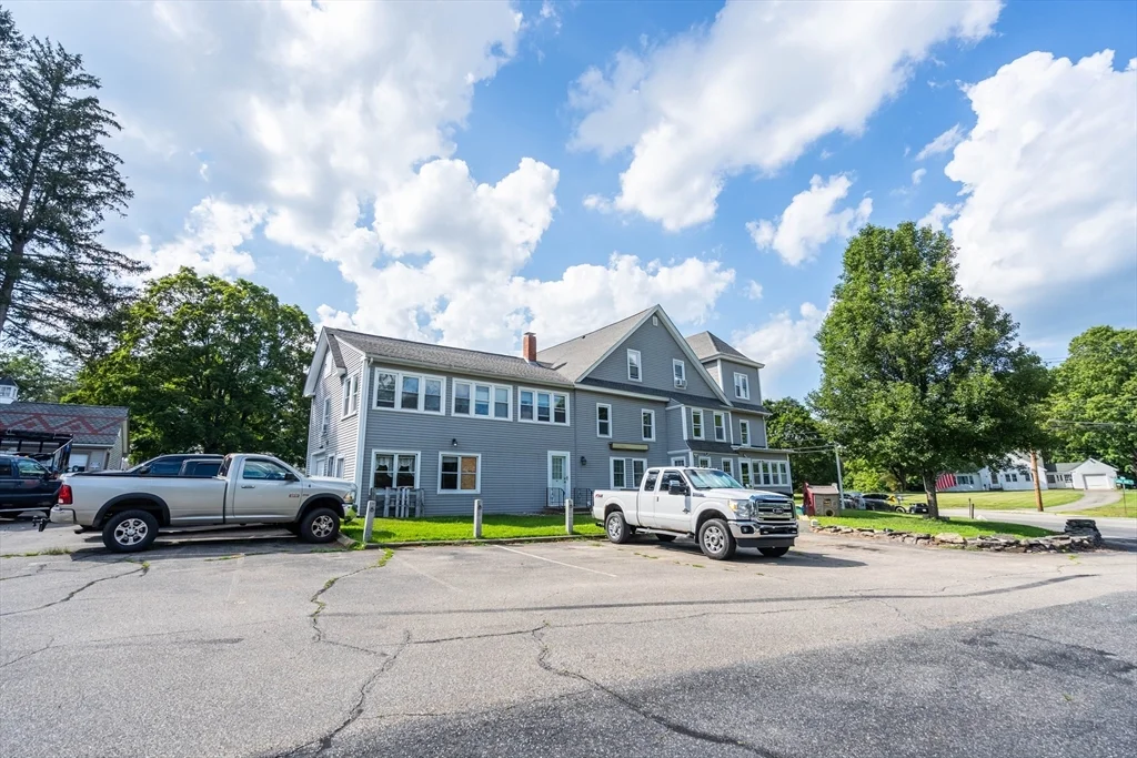 2 bed, 1 bath apartment for rent at 85 E Main Unit 2, West Brookfield — photo 21 of 26