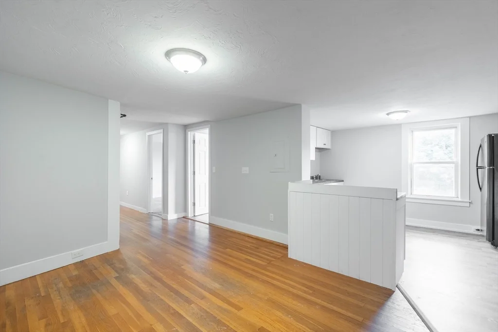 2 bed, 1 bath apartment for rent at 85 E Main Unit 2, West Brookfield — photo 8 of 26