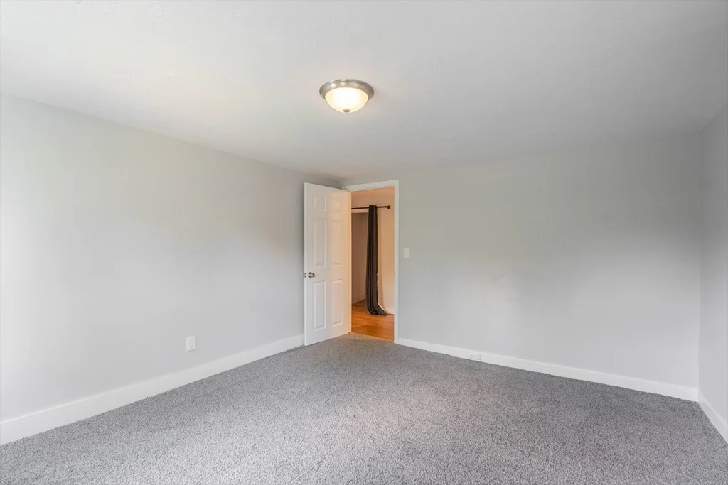 2 bed, 1 bath apartment for rent at 85 E Main Unit 2, West Brookfield — photo 10 of 26