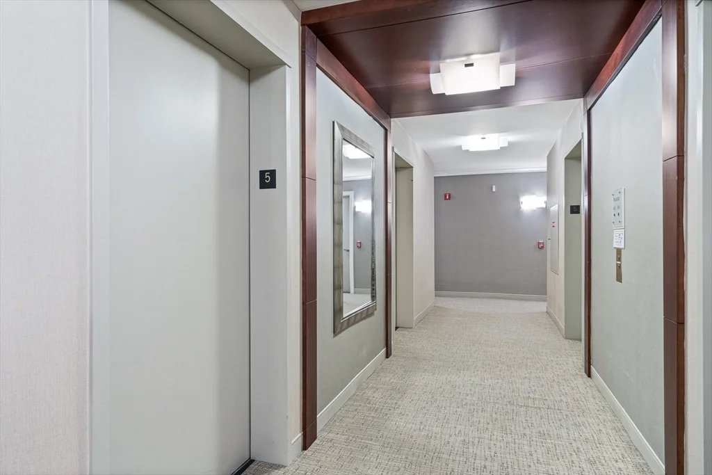 1 bed, 1 bath apartment for rent at 85 East India Row Unit 10H, Boston Downtown — photo 12 of 19