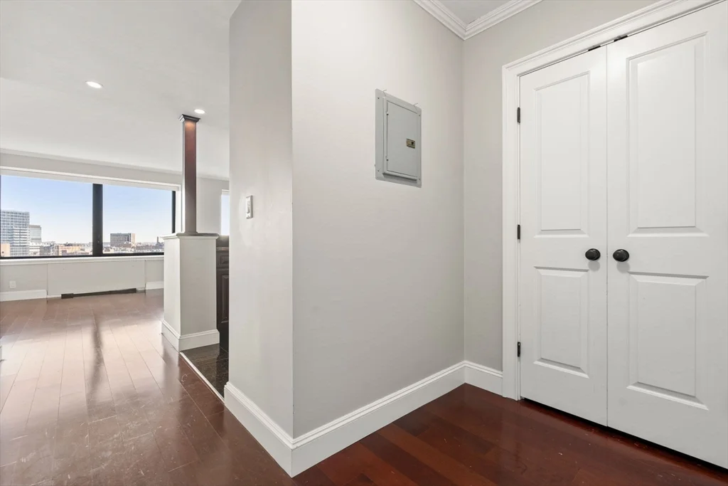 1 bed, 1 bath apartment for rent at 85 East India Row Unit 15E, Boston Downtown — photo 14 of 25