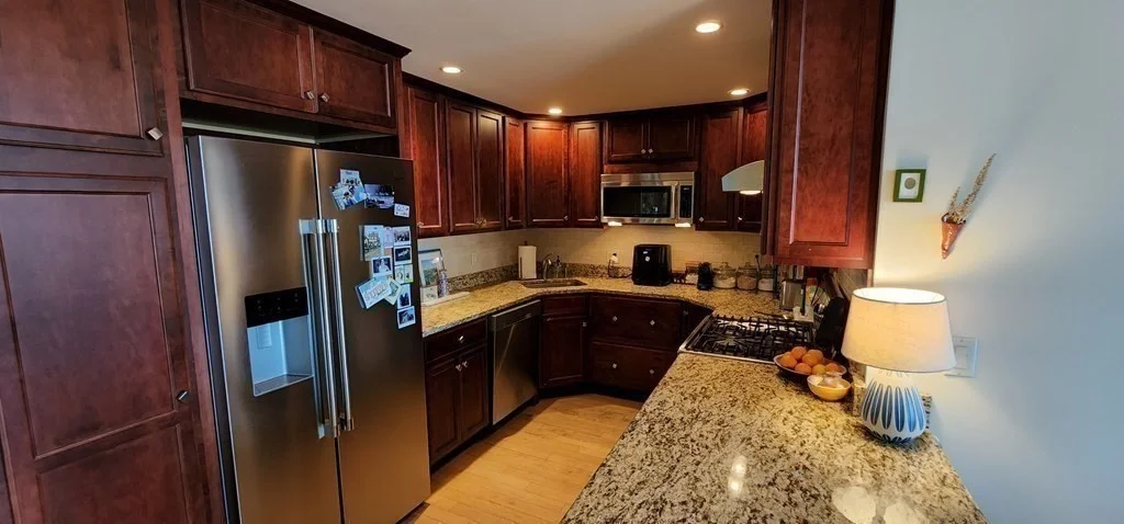 1 bed, 1 bath apartment for rent at 85 East India Row Unit 2A, Waterfront — photo 3 of 9