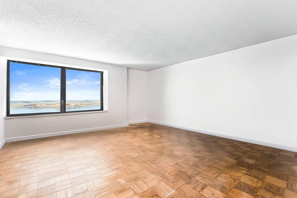 1 bed, 1 bath apartment for rent at 85 East India Row Unit 36C, Boston Downtown — photo 9 of 12