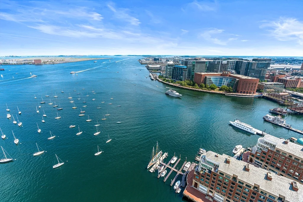 1 bed, 1 bath apartment for rent at 85 East India Row Unit 36C, Boston Downtown — photo 5 of 12