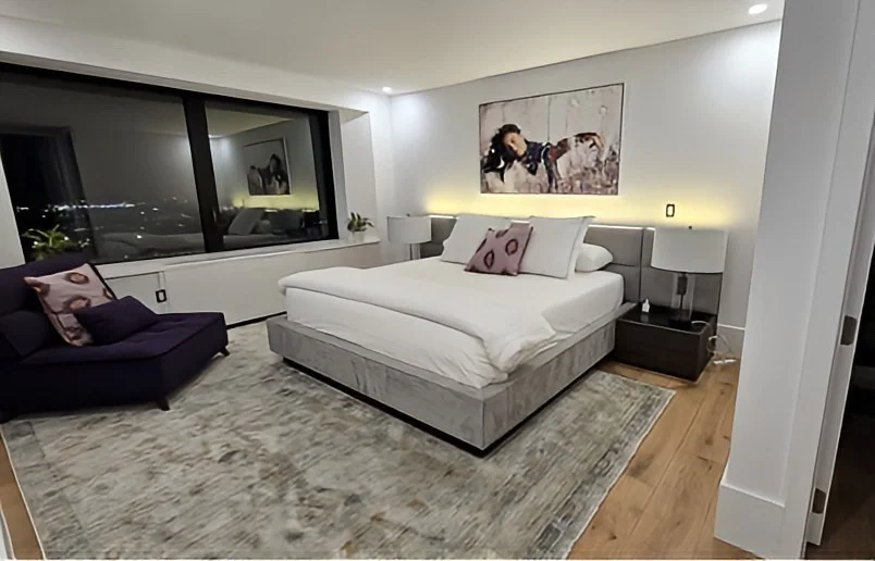 2 bed, 2 bath apartment for rent at 85 East India Row Unit PH AB, Waterfront — photo 18 of 21