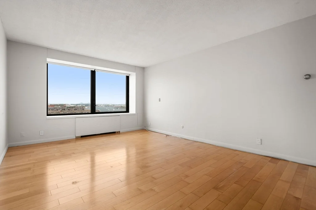 1 bed, 1 bath apartment for rent at 85 East India Unit 11A, Waterfront — photo 2 of 19