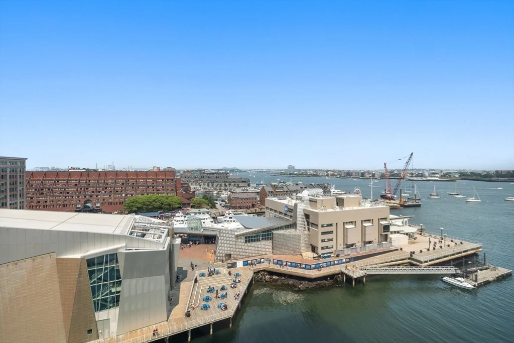 1 bed, 1 bath apartment for rent at 85 East India Unit 11A, Waterfront — photo 9 of 19