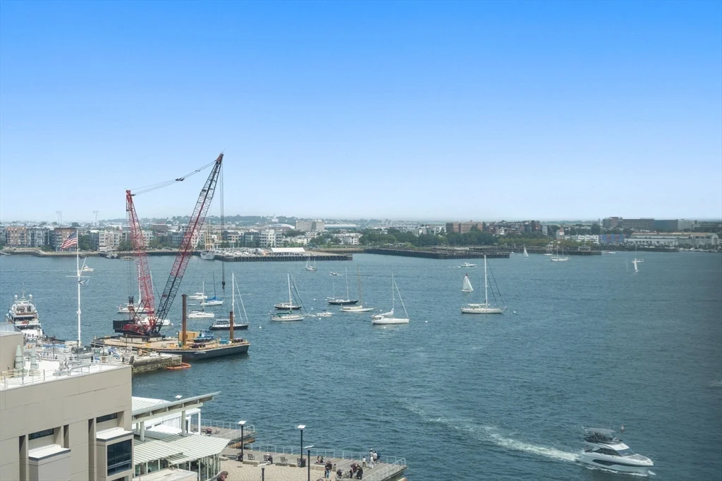 1 bed, 1 bath apartment for rent at 85 East India Unit 11A, Waterfront — photo 13 of 19