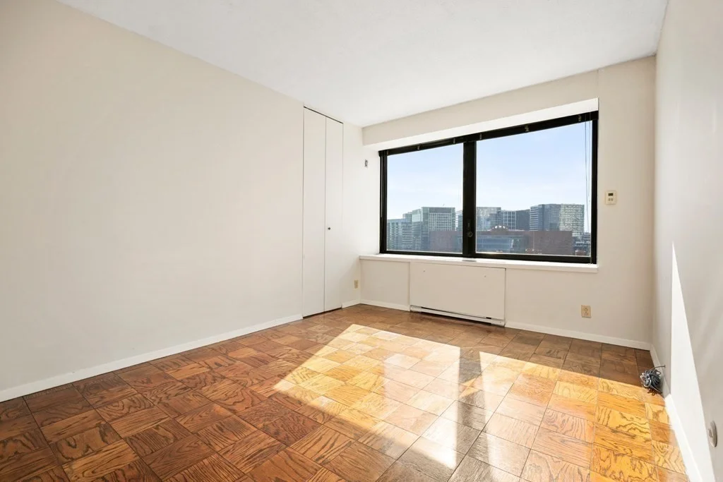 1 bed, 1 bath apartment for rent at 85 East Inida Row Unit 12D, Waterfront — photo 4 of 18