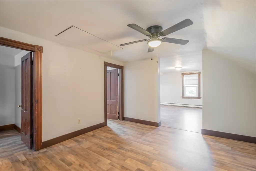 3 bed, 1 bath apartment for rent at 85 E Main Unit 3, West Brookfield — photo 13 of 25