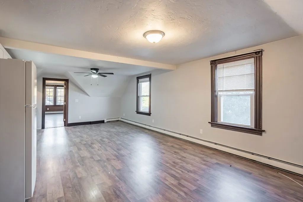 3 bed, 1 bath apartment for rent at 85 E Main Unit 3, West Brookfield — photo 18 of 25