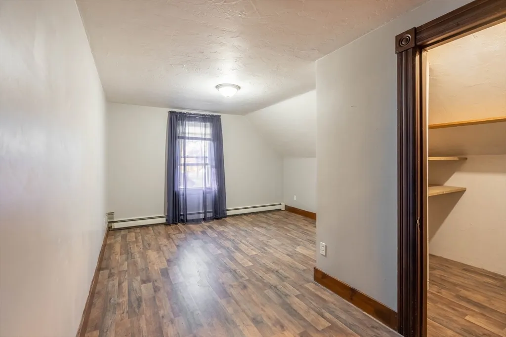 3 bed, 1 bath apartment for rent at 85 E Main Unit 3, West Brookfield — photo 10 of 25