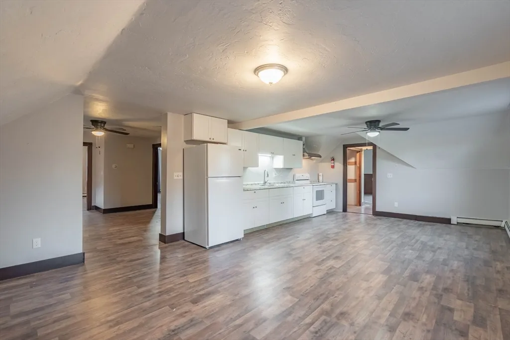 3 bed, 1 bath apartment for rent at 85 E Main Unit 3, West Brookfield — photo 19 of 25