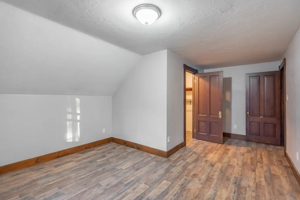 3 bed, 1 bath apartment for rent at 85 E Main Unit 3, West Brookfield — photo 9 of 25