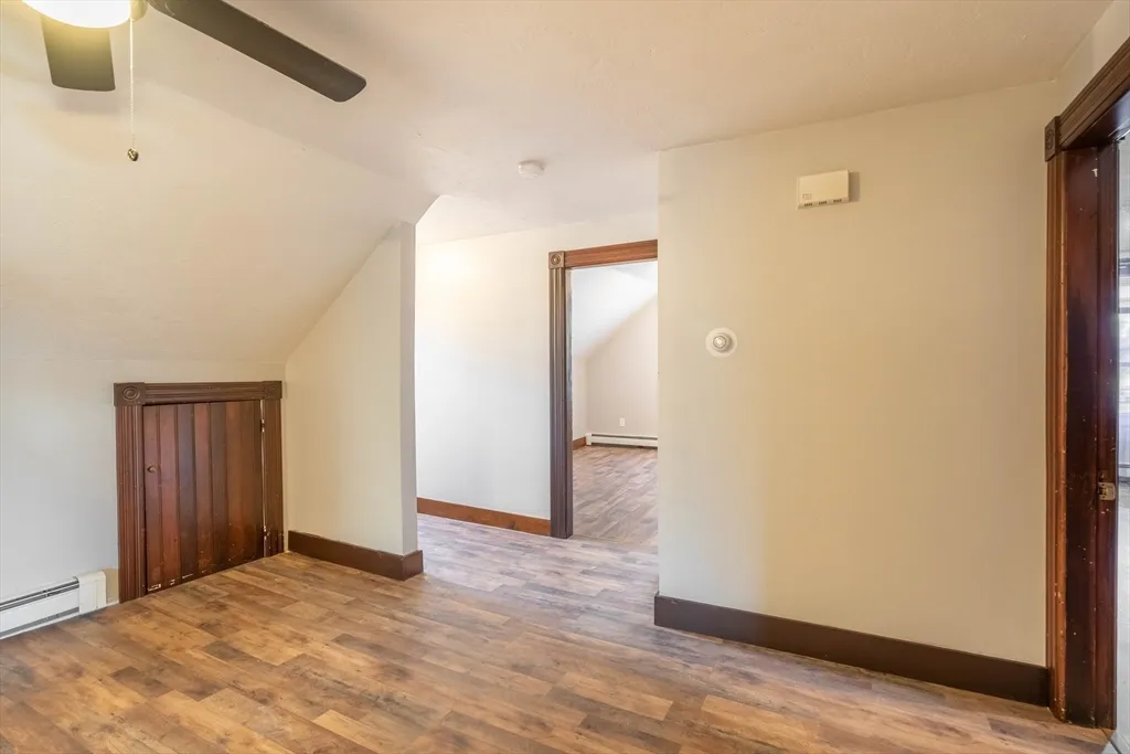 3 bed, 1 bath apartment for rent at 85 E Main Unit 3, West Brookfield — photo 5 of 25