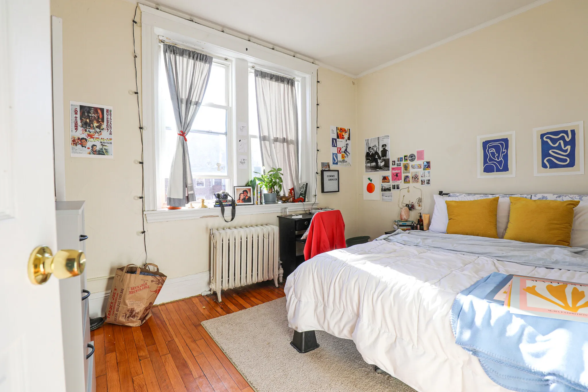 3 bed, 1 bath apartment for rent at 85 Egmont St Unit 2, North Brookline — photo 5 of 6