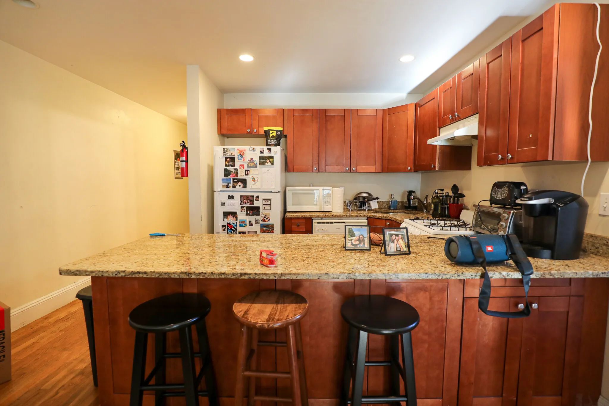 3 bed, 1 bath apartment for rent at 85 Egmont St Unit 2, North Brookline — photo 2 of 6