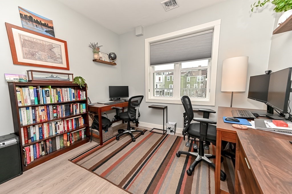 2 bed, 2 bath apartment for rent at 85 Everett St Unit 2, East Boston — photo 9 of 21
