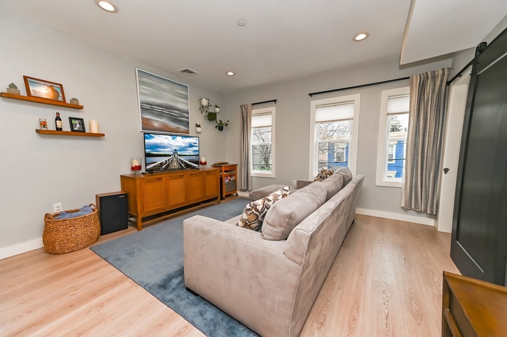 2 bed, 2 bath apartment for rent at 85 Everett St Unit 2, East Boston — photo 4 of 21