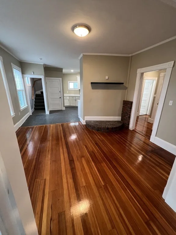 3 bed, 2 bath apartment for rent at 85 Faunbar Ave Unit 85, Cottage Hill — photo 3 of 20