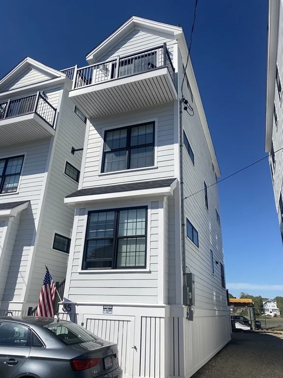 3 bed, 2 bath apartment for rent at 85 Glades, Scituate